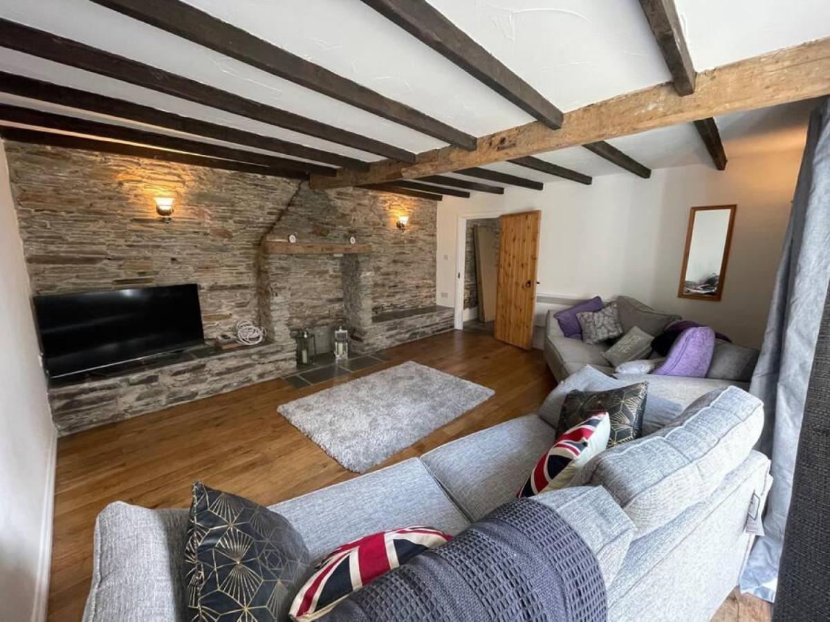 Mews Cottage Tintagel Two Bed Sleeps 4 Bagian luar foto